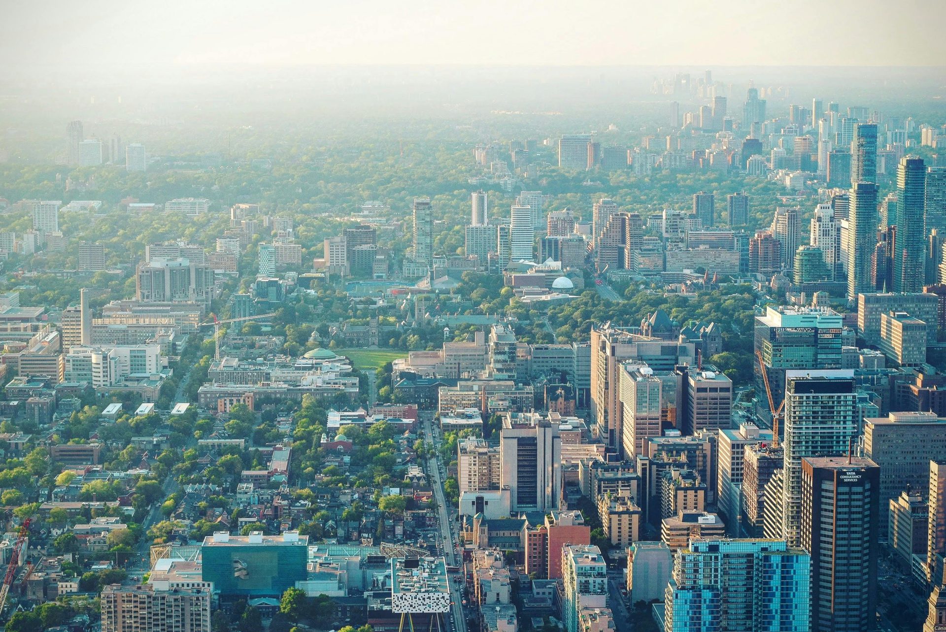 Professional move-out cleaning in Etobicoke, Toronto